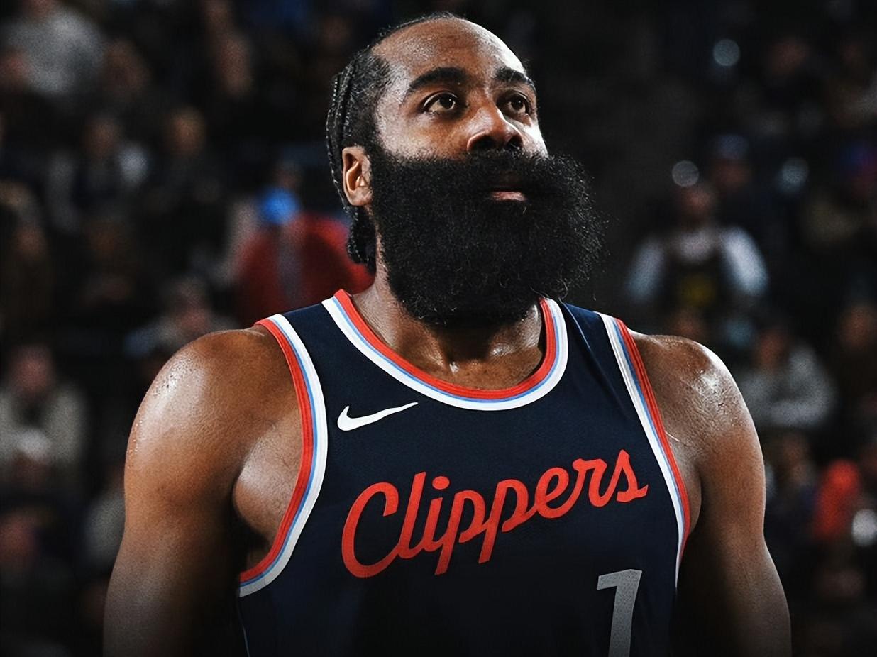 九游娱乐-哈登在TL比赛中晋级下一阶段，刷新纪录引发热议！赛场气氛高涨(2025年赛程表完整版)