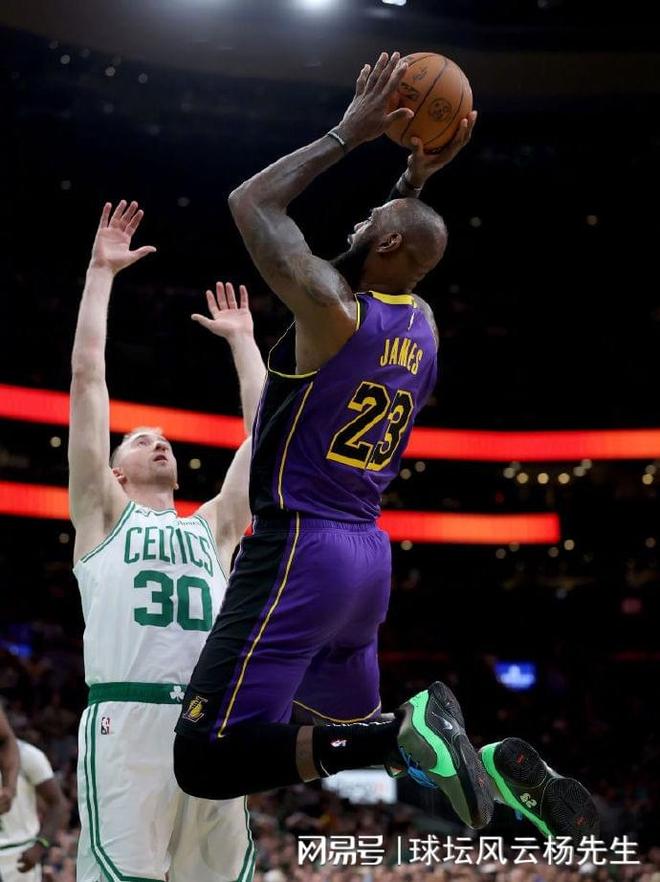 九游娱乐-关于塔图姆连续十场比赛得分超过战术调整，湖人挑战极限！的信息