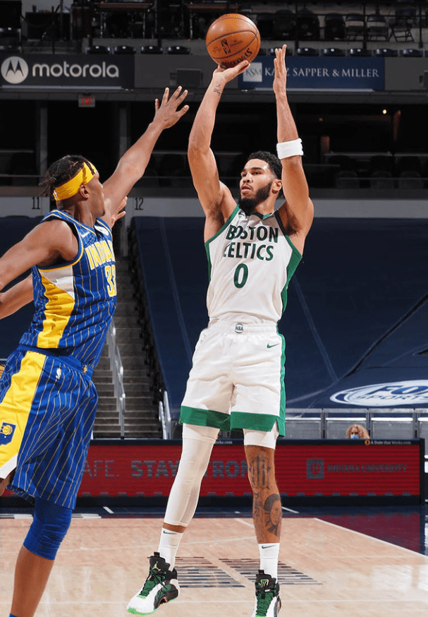 九游娱乐- 塔图姆进攻 