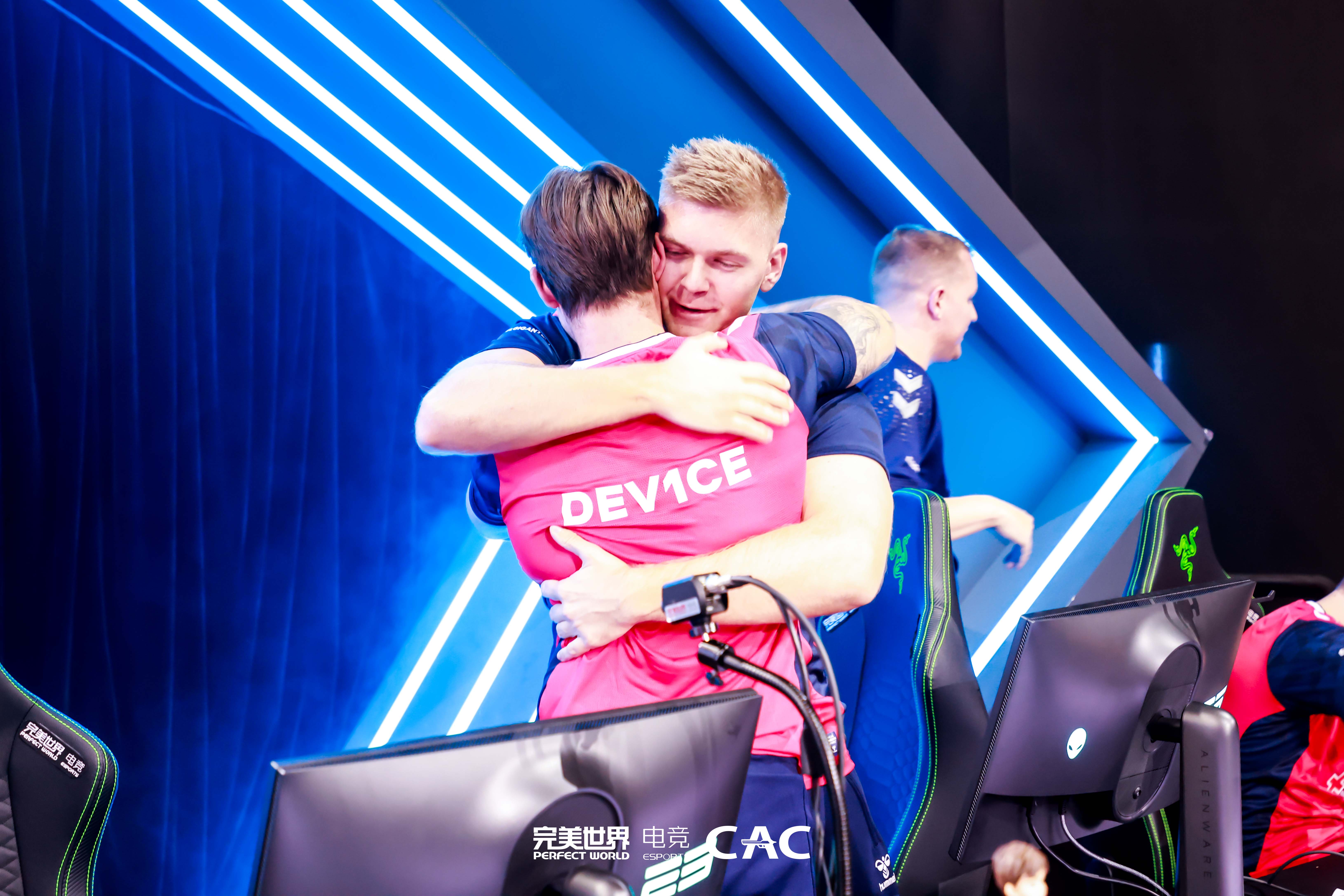 九游-穆古鲁扎赛事官方发布挺进下一轮新规，C9争议不断！的简单介绍